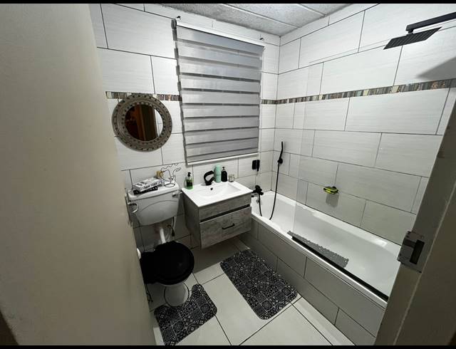 2 BEDROOM SECTIONAL TITLE FOR SALE IN RAVENSWOOD